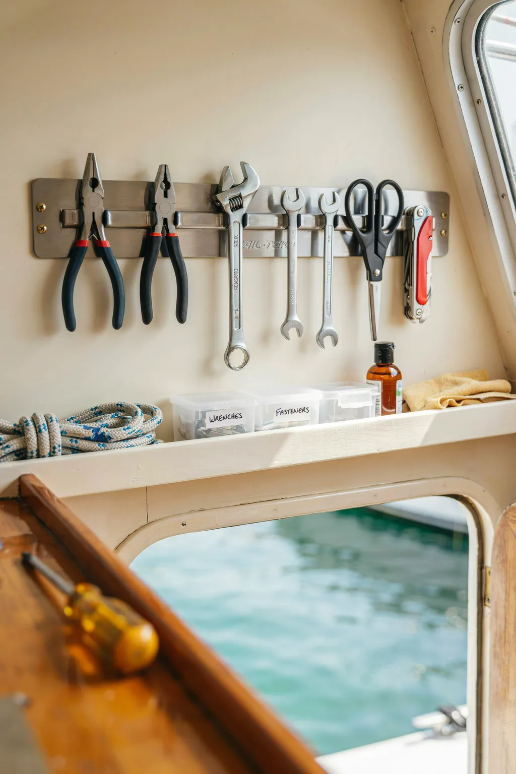 Use Magnetic Knife Strips for Metal Tools