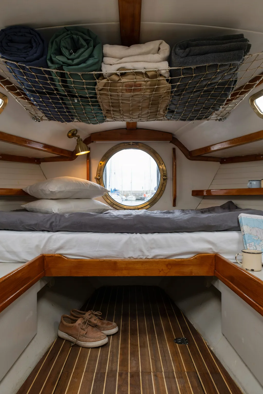 Use a Cargo Net in the V-Berth for Soft Gear